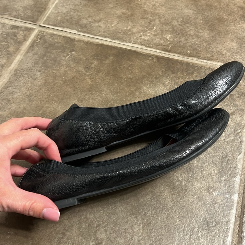 Banana Republic black ballet flats - Picture 4 of 5